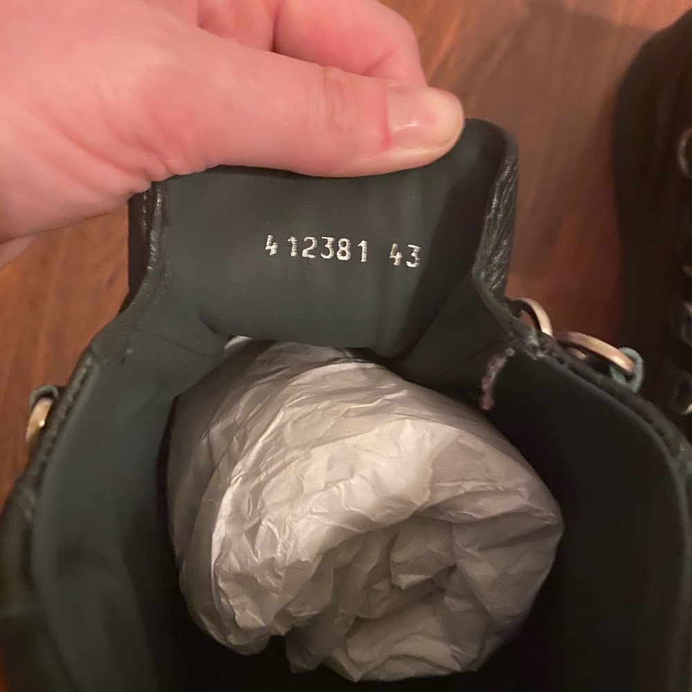 Balenciaga Men’s Leather Sneakers - Picture 11 of 13